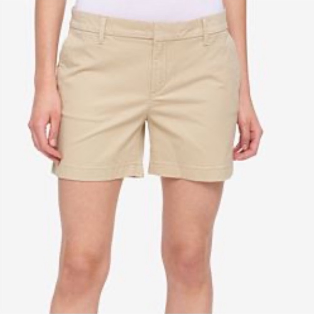 Tommy Hilfiger Tan Bermuda Shorts Size 18